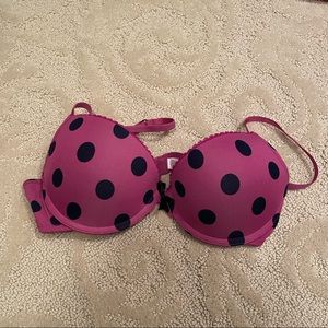 New condition exhilaration bra 34B, push-up, underwire